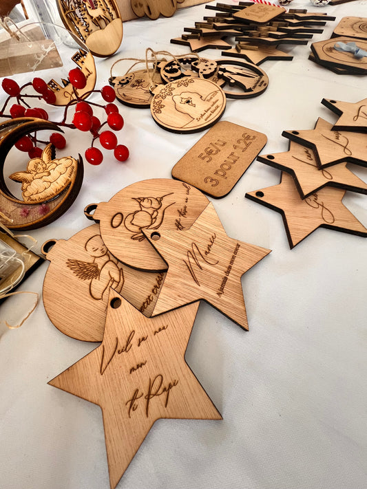 BOULES ou ETOILES DE NOEL EN BOIS SIMPLE